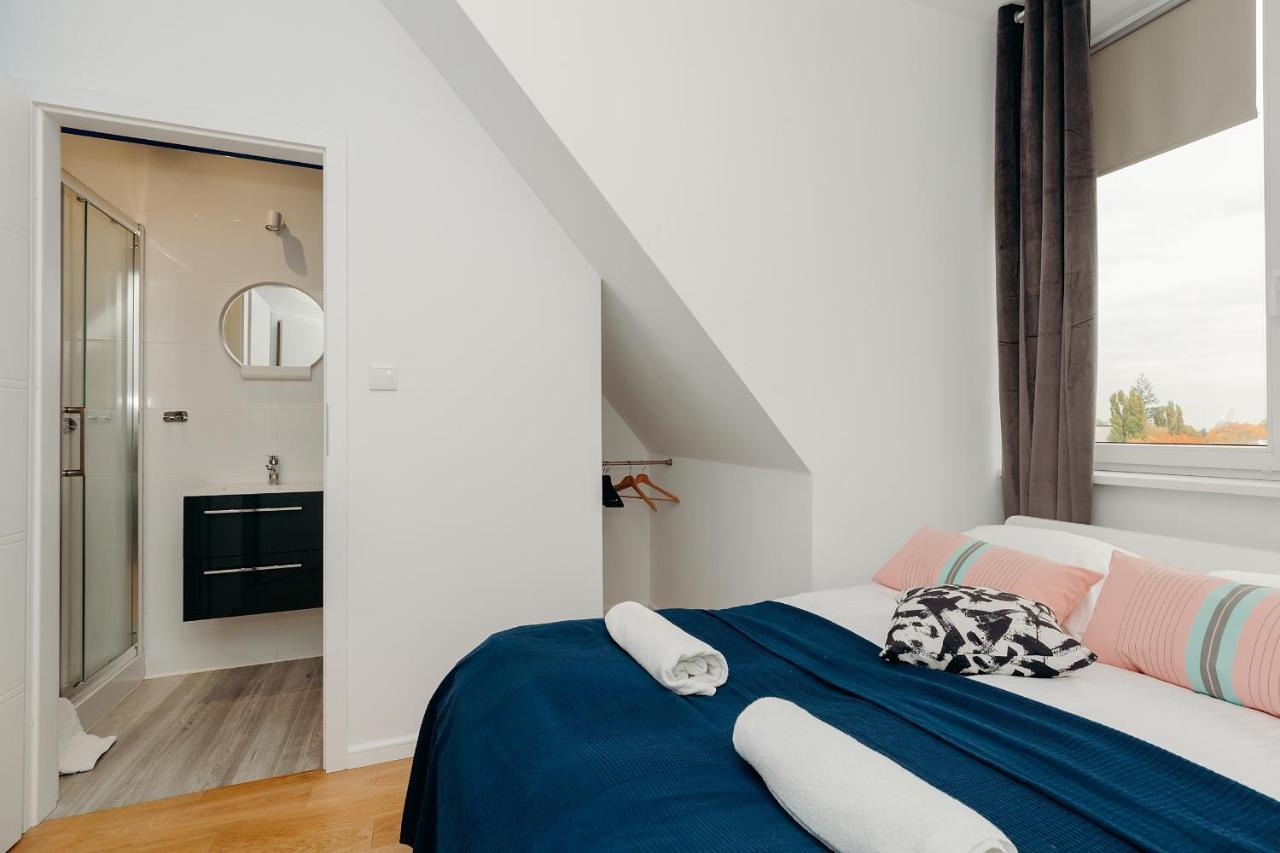 Shortstaypoland Piekna Warschau Buitenkant foto